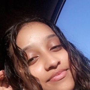 Meet your Posher, Ryana